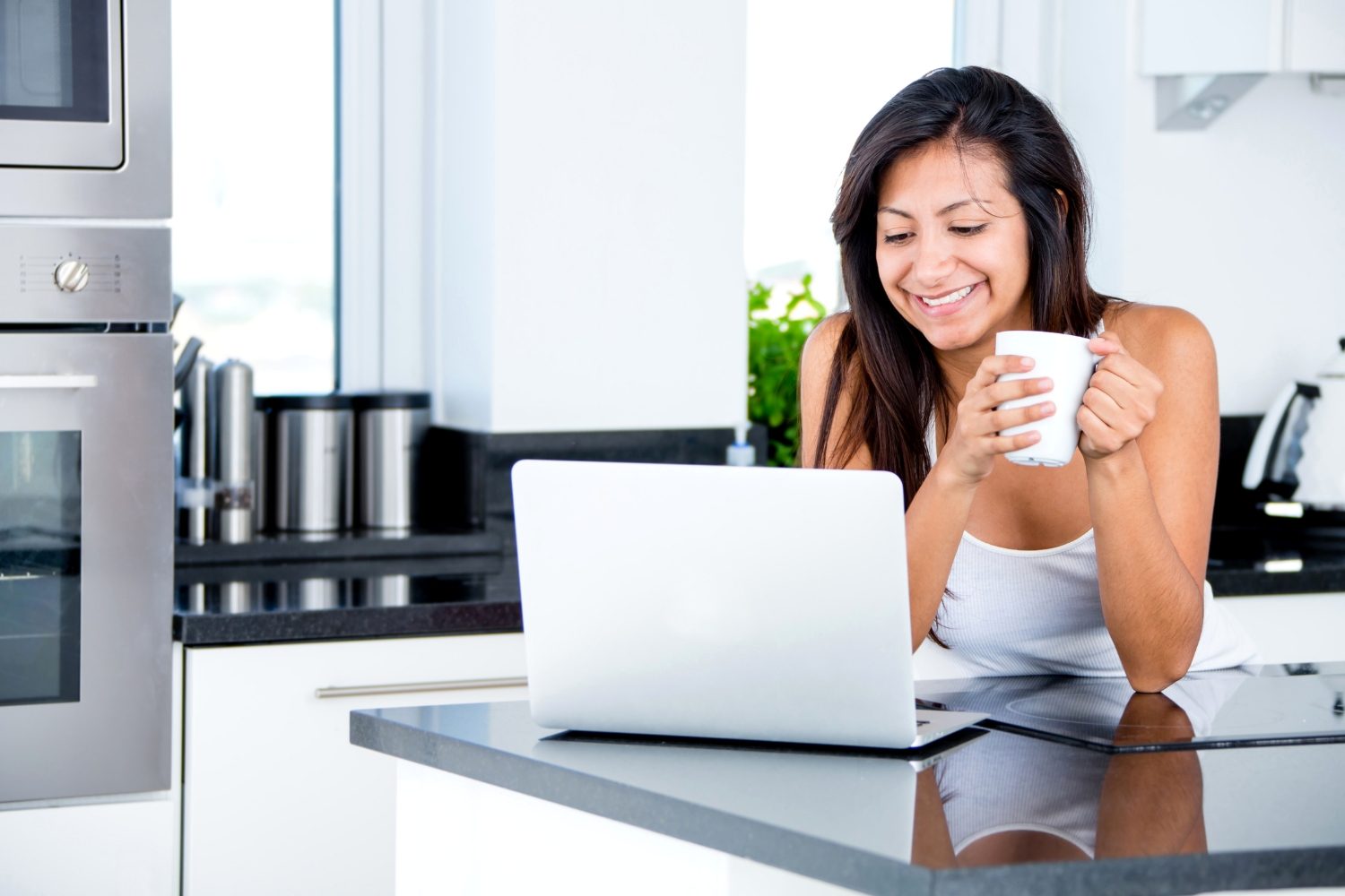 to Introduce Yourself in an Email