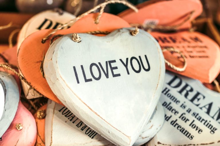 When to Say 'I LOVE YOU'