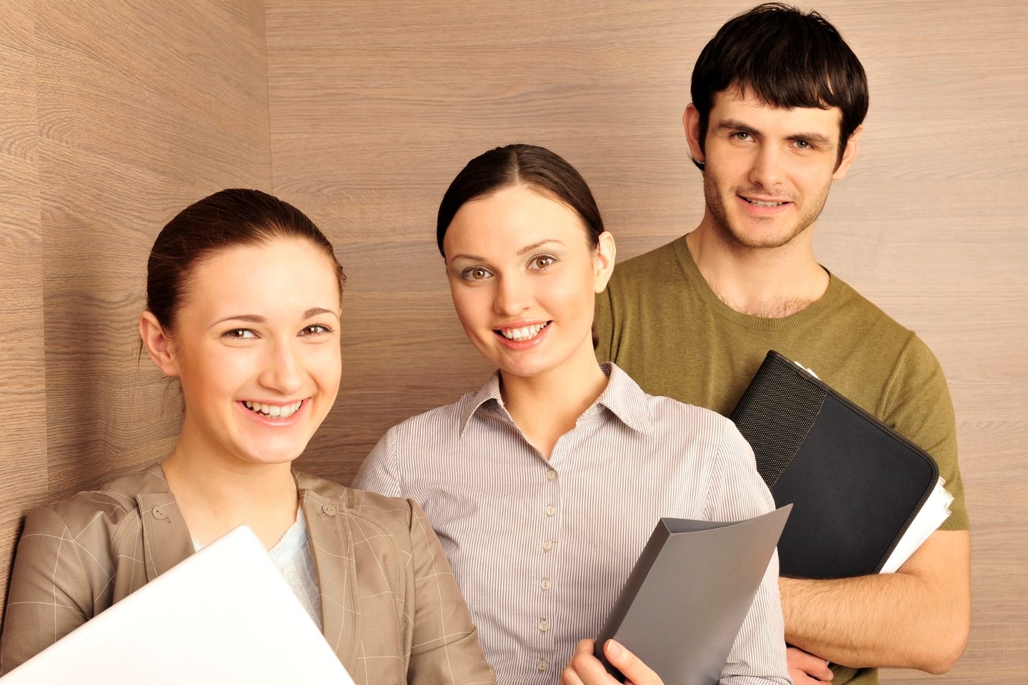 how to get an entry level job with no qualifications or