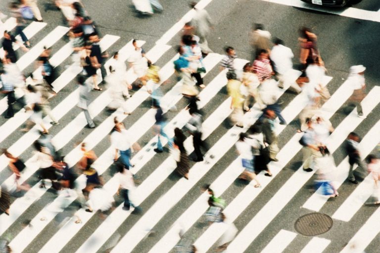 How to Meet People and Make Friends in a New City