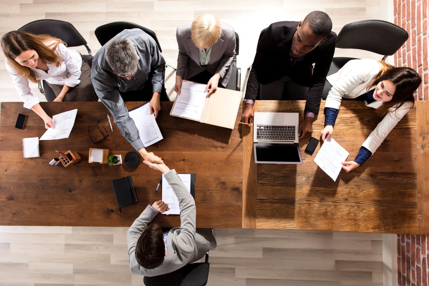 How to Become a Recruiter