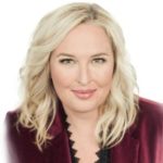 Kelly O’Neil headshot