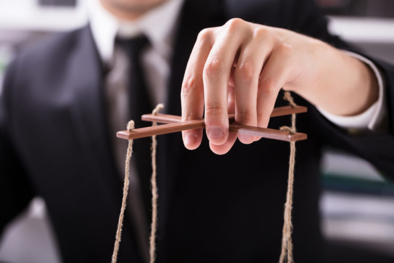 Signs of a Controlling Man