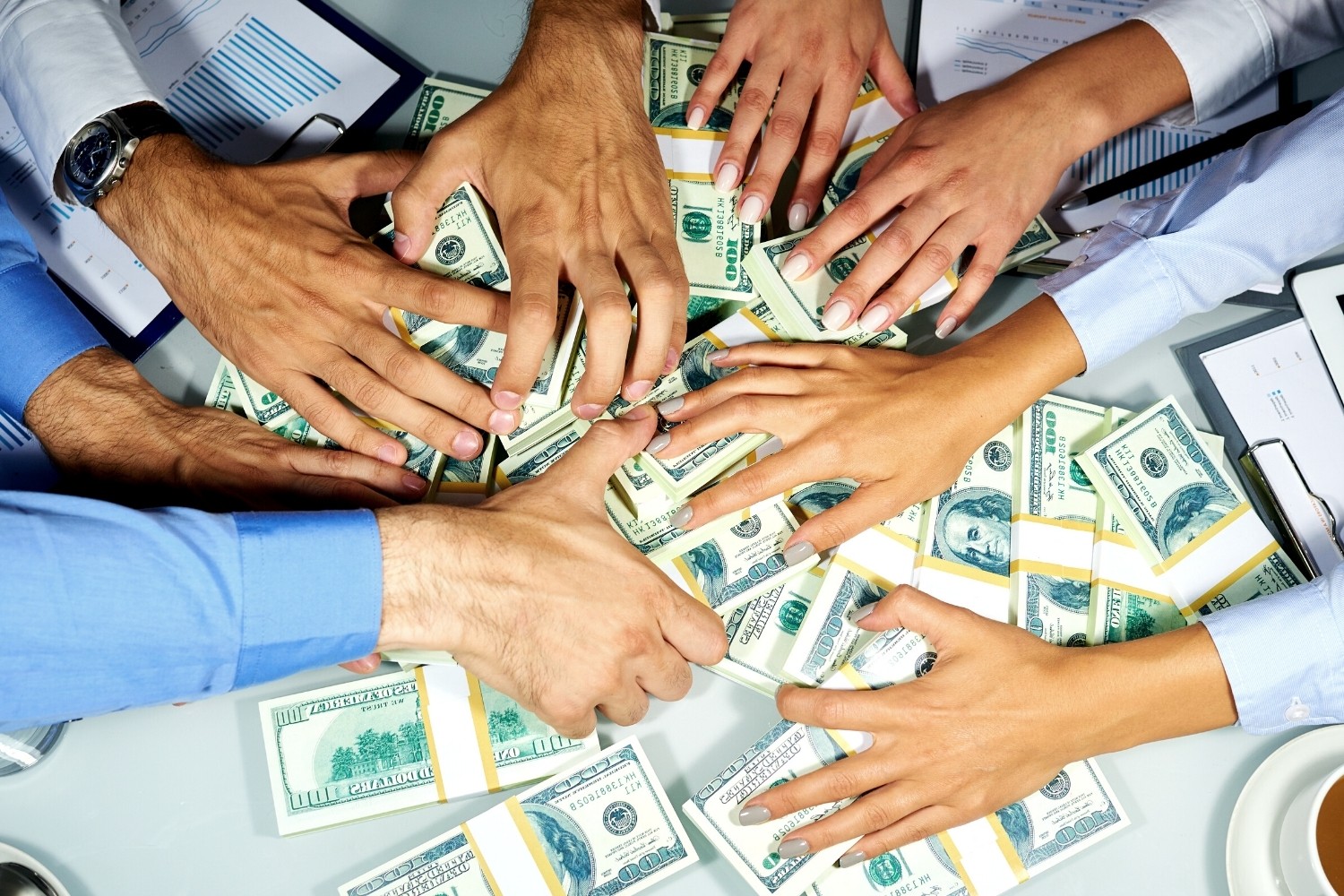 How to Deal With Greedy Family Members After a Death