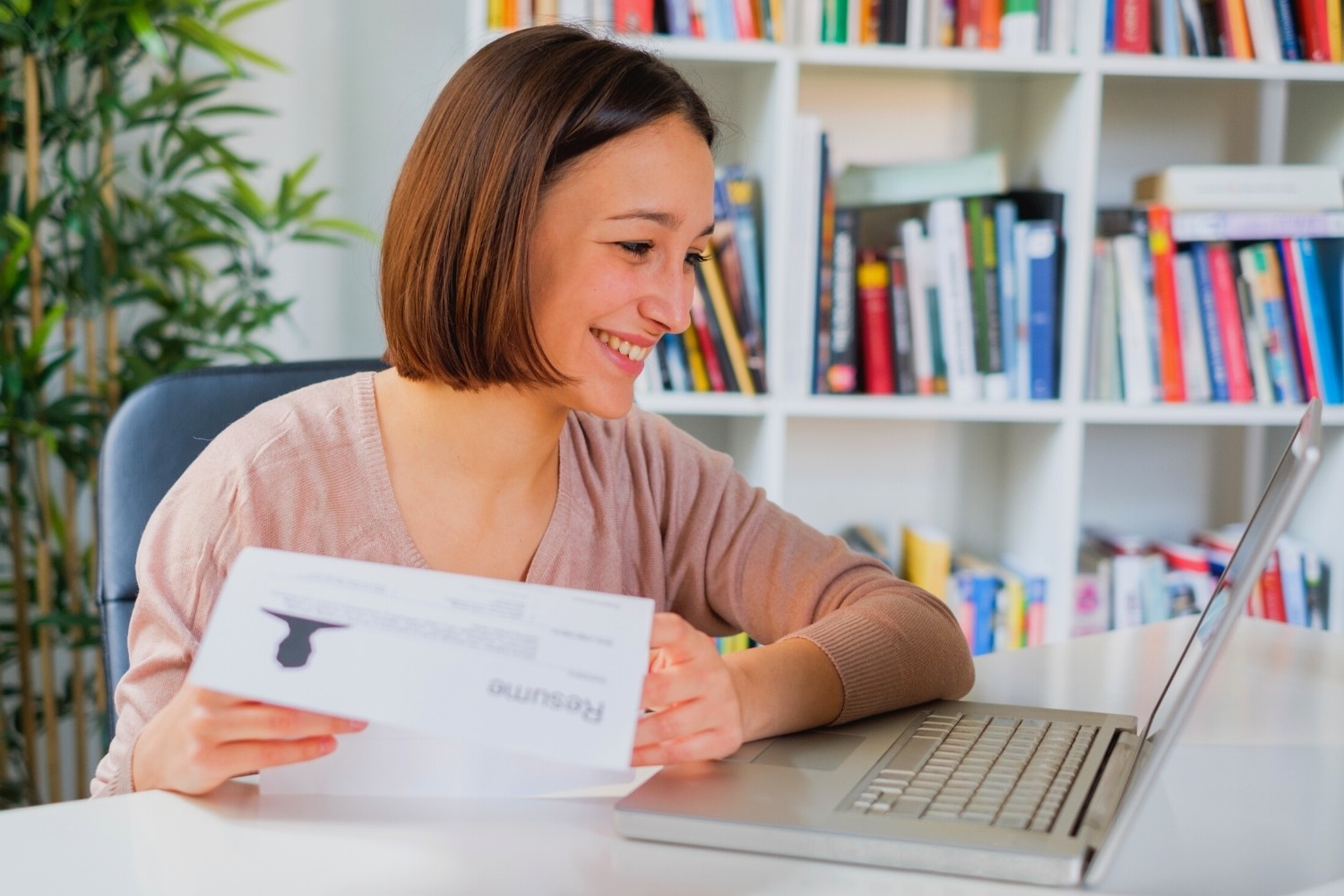 How to Tell a Story With Your Resume