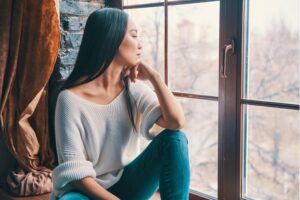 how to stop being emotionally attached to someone 2