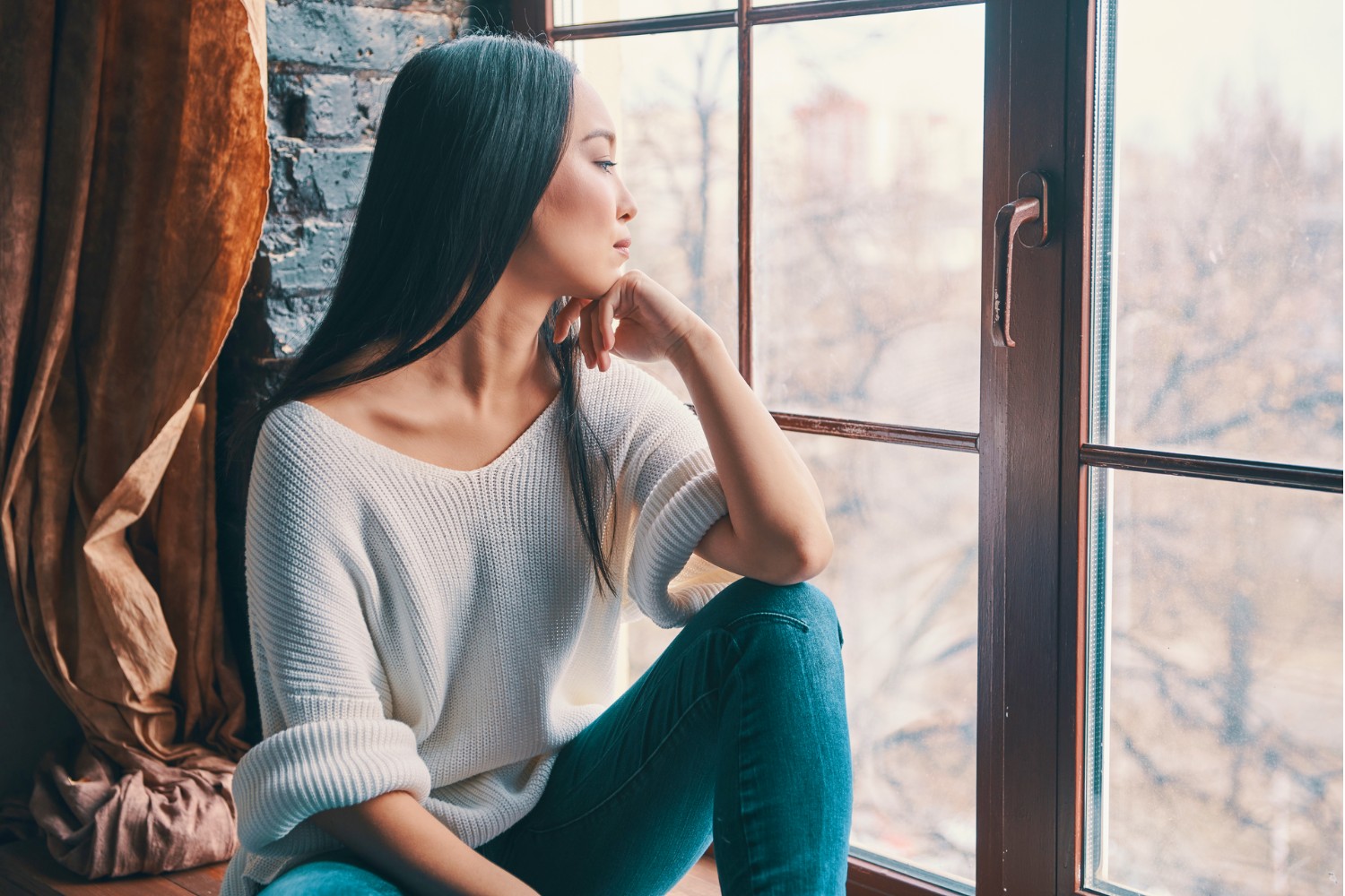 how to stop being emotionally attached to someone 2