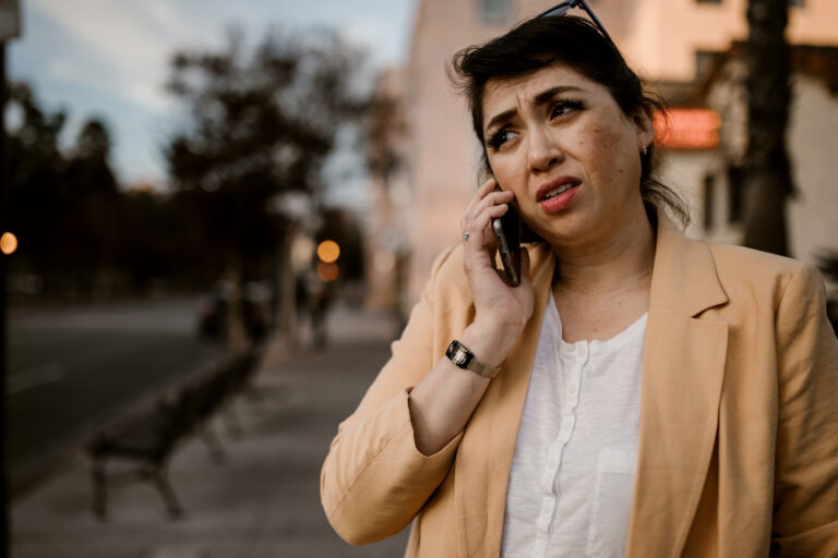 When to Let Go of a Long-Distance Relationship