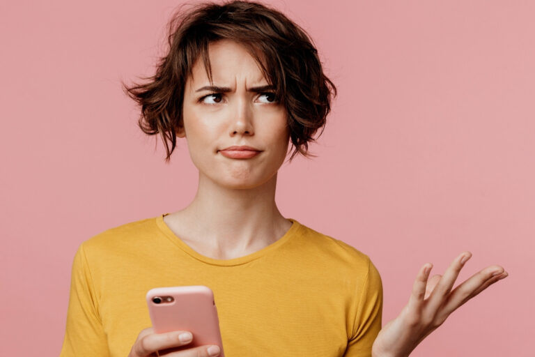 How to Tell if a Guy Likes You