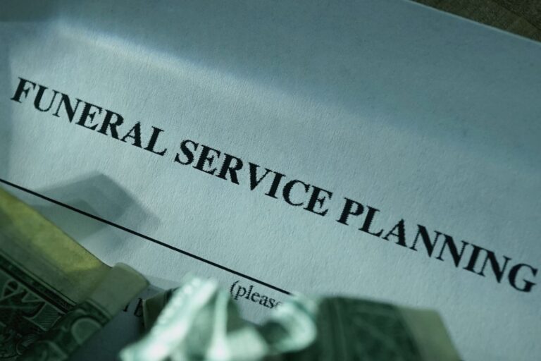 What to Say and Do When You Can’t Attend a Funeral?