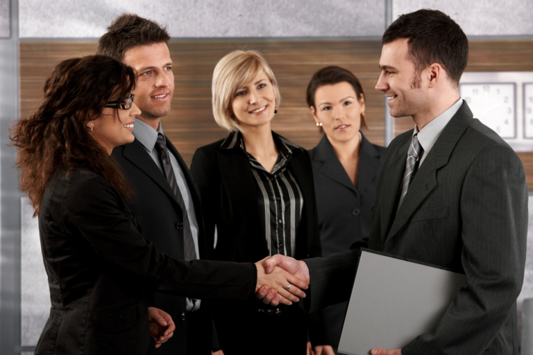 How to Introduce Yourself Professionally