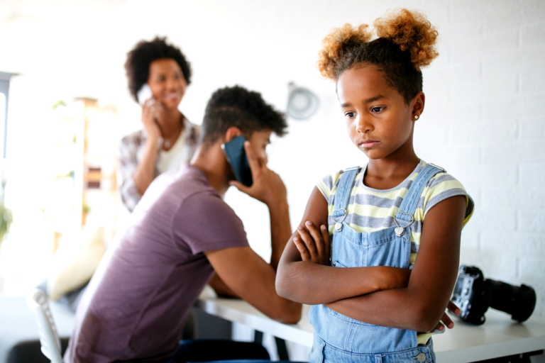 Signs of Emotionally Unavailable Parents