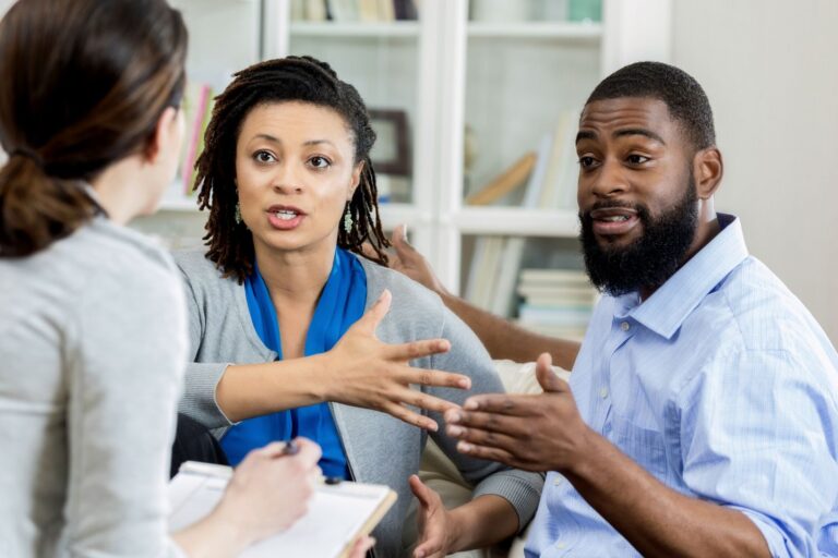 Can a Codependent Relationship Be Saved? With Tips (According to Experts)