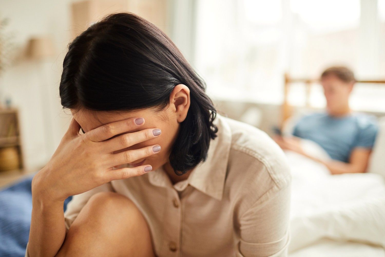 Signs of a Toxic Relationship & What to Do