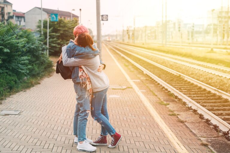 how to cope with friends moving away