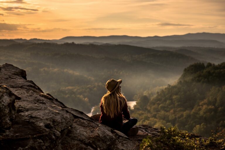 Signs You’re a Loner