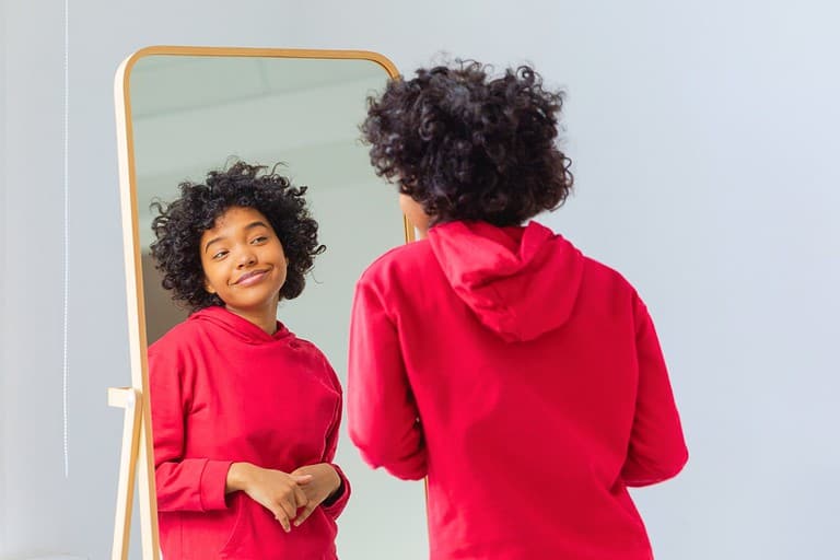 Journal Prompts for Knowing Yourself