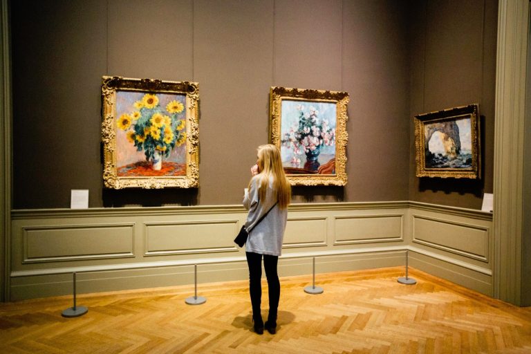 museum instagram captions